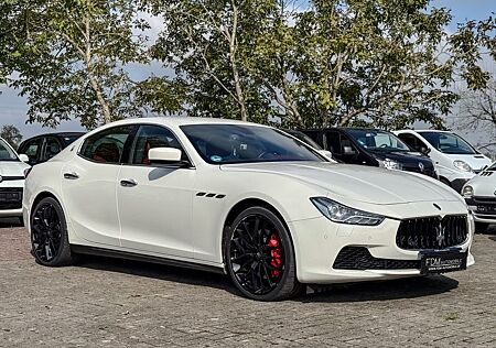 Maserati Ghibli SQ4*TEMPO*F1*FINANZ.MÖGL.*DEUTSCHES-FZG*