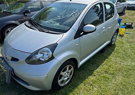 Toyota Aygo (X) Aygo (X) 1,0 -