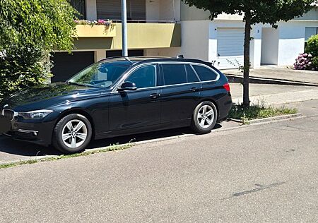 BMW 320d Touring Luxury Line Luxury Line