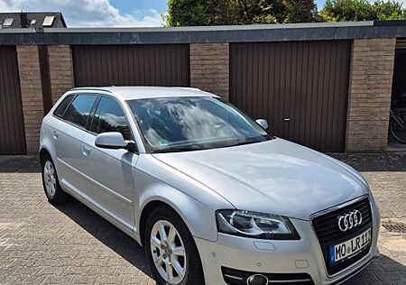 Audi A3 2.0 TDI (DPF) S tr. Ambiente Sportback Am...