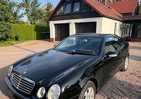 Mercedes-Benz CLK 230 KOMPRESSOR AVANTGARDE Avantgarde (W208)
