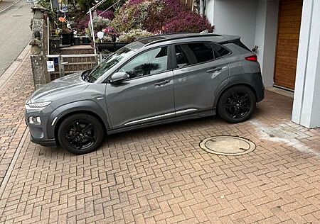 Hyundai Kona Elektro ELEKTRO 150kW Premium Premium