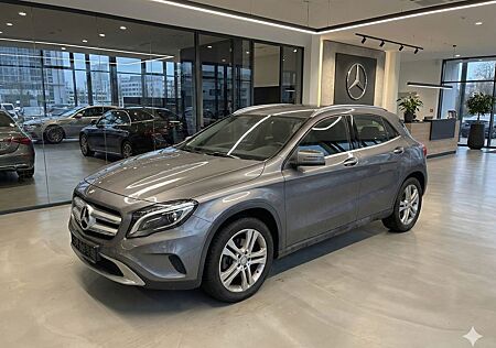 Mercedes-Benz GLA 200 SCORE! SCORE!