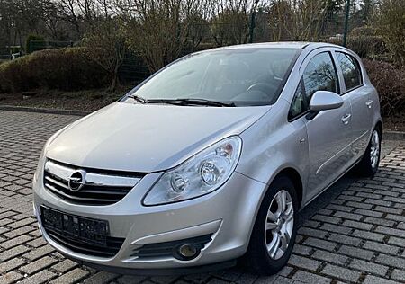 Opel Corsa 1.4 / TÜV Neu