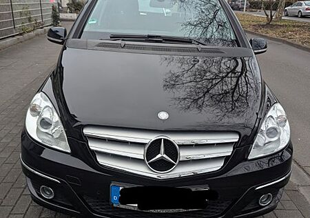 Mercedes-Benz B 180 B-Klasse Diesel CDI DPF Automatik TÜV-02/2