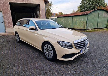 Mercedes-Benz E 200 d T Autom. -