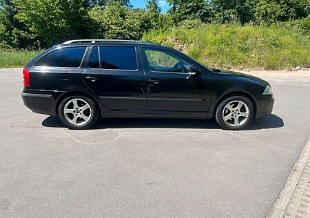 Skoda Octavia gebraucht kaufen Skoda Octavia Combi 2.0 FSI Ambiente Ambiente