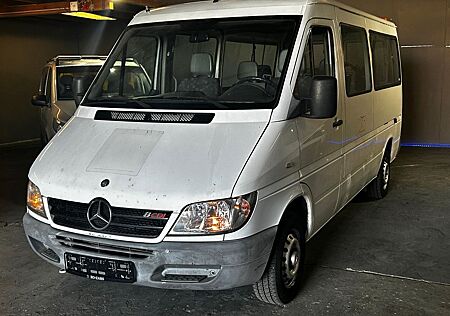 Mercedes-Benz Sprinter Kombi 208 CDI