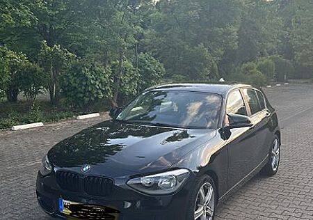 BMW 114i -