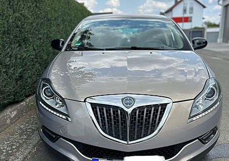 Lancia Delta 1.4 T-Jet 16v 88kW Oro Oro