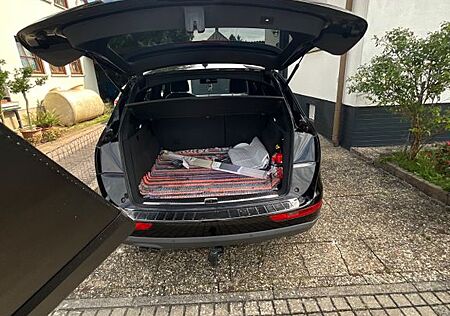 Audi Q5 2.0 TDI 140kW S tronic quattro -