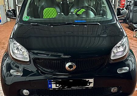 Smart ForTwo cabrio 0.9 90PS TAILOR MADE SITZHZG NAVI