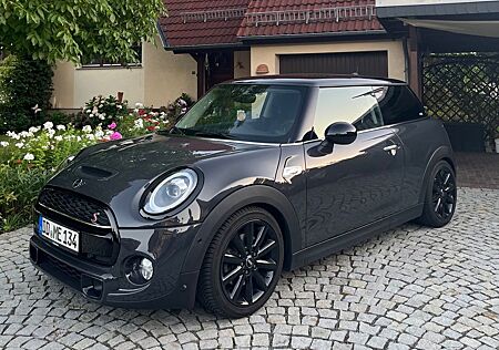 Mini Cooper S | BMW Garantie | BMW Service | LED