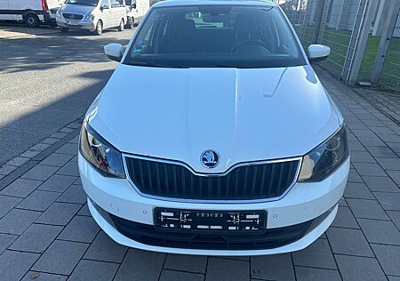 Skoda Fabia Combi Ambition 81KW Klima Navi Kamera