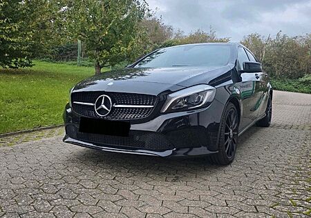 Mercedes-Benz A 160 SCORE! SCORE!