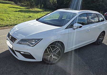 Seat Leon ST 1.4 TSI FR, Pano, Voll-LED, 8-fach