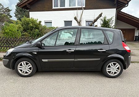 Renault Scenic Emotion 1.6 16V 2005 140000 Km