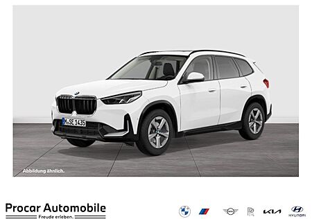BMW X1 sDrive18i Pano + DApl. + TravelPaket