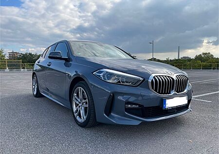 BMW 118i M Sport, LED, Navi, HUD, ACC, HIFI, AHK