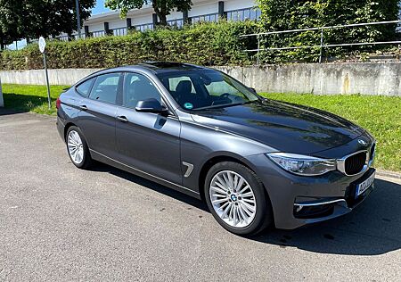 BMW 3er 320d xDrive GT Sitzheitzung Panorama Leder