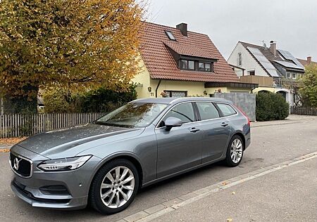 Volvo V90 D4 Momentum, Leder, LED, AHK, CAM, 4Winter