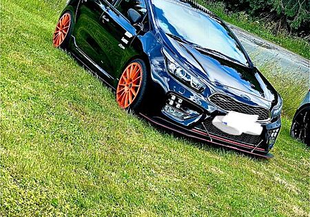 Kia Cee'd / Ceed 1.6 T-GDI GT-Track GT-Track