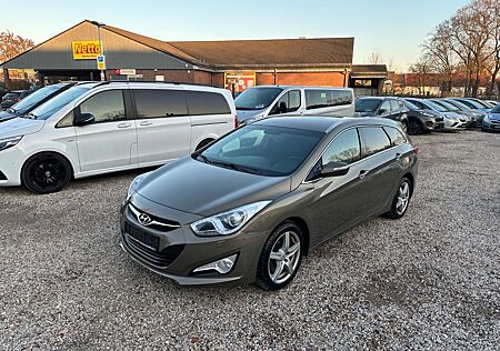 Hyundai i40 1.7 CRDi/FIFA World/Cup Edition/Navi/SHZ/