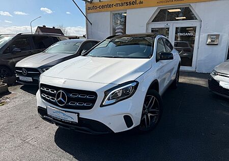 Mercedes-Benz GLA 200 PANORAMA/AHK/LED/KAMERA/AMBIENTE/NIGHT
