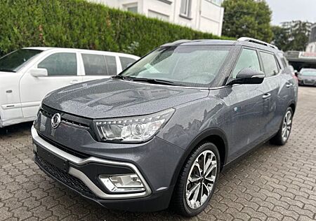 SsangYong XLV 4x2 e-XDi