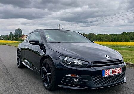 VW Scirocco Volkswagen 2.0 TSI DSG - R-Line