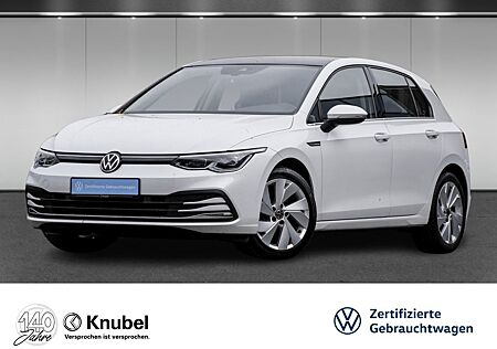 VW Golf Volkswagen VIII Style 1.5 eTSI DSG Matrix AHK DCC Pano