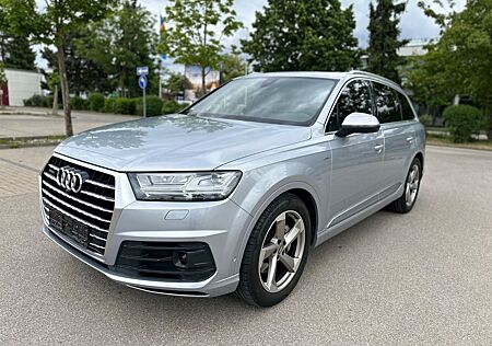 Audi Q7 3.0 TDI qu. 3xS line ACC Pano Standh. 7-Sitze