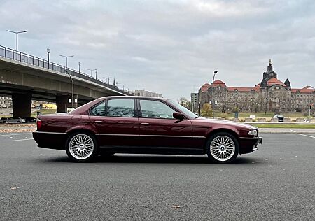 BMW 740i A E38 FL Royalrot STH SH Xenon el. HK