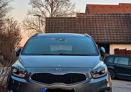 Kia Carens 1.7 CRDi Spirit
