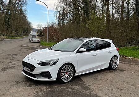 Ford Focus 2,3 EcoBoost ST Styling-Paket ST Styli...