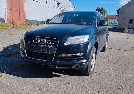 Audi Q7 3.0 TDI (DPF) quattro tiptronic -