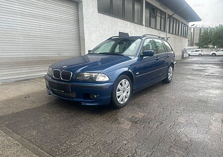 BMW 325i Touring M Paket vom Werk TÜV 12/2026