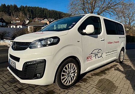 Opel Vivaro 9-Sitzer