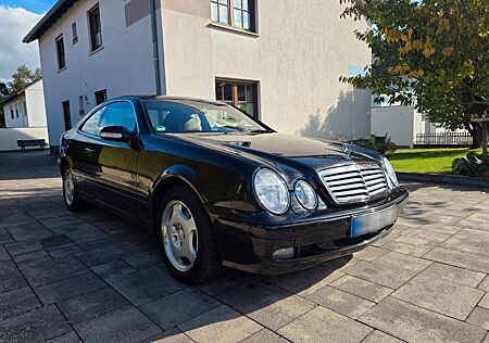 Mercedes-Benz CLK 200 gebraucht kaufen Mercedes-Benz CLK 200 ELEGANCE