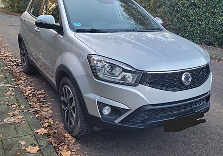 SsangYong Korando 2.2 Diesel e-XDi 220 Sapphire 4WD Sa...