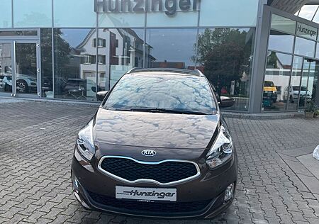 Kia Carens FIFA World Cup Edition