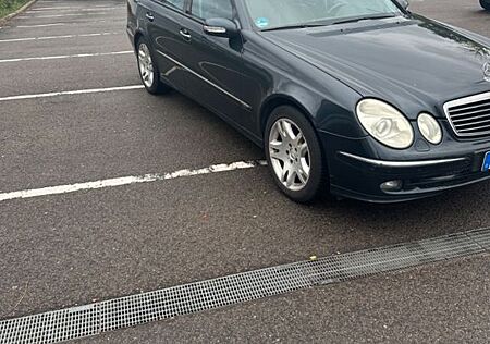 Mercedes-Benz E 350 AVANTGARDE Avantgarde