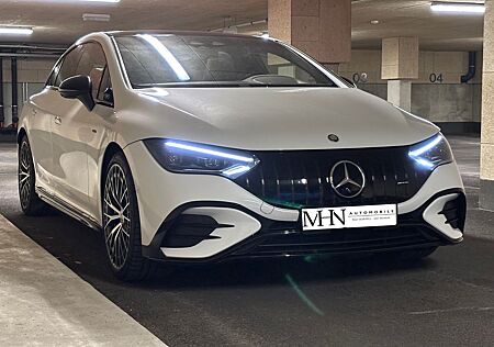 Mercedes-Benz EQE AMG 53 4Matic+/HUD/PANO/LED/800€MTL