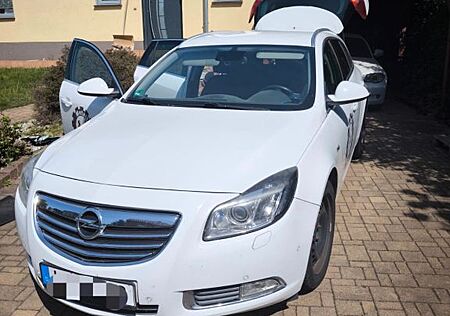 Opel Insignia Sports Tourer 1.6 Turbo Design Edit...