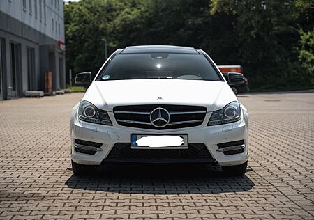 Mercedes-Benz C 350 Coupé / H&K / Distronic+ / Memory / AMG+