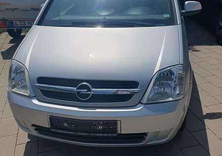 Opel Meriva 1.6 -