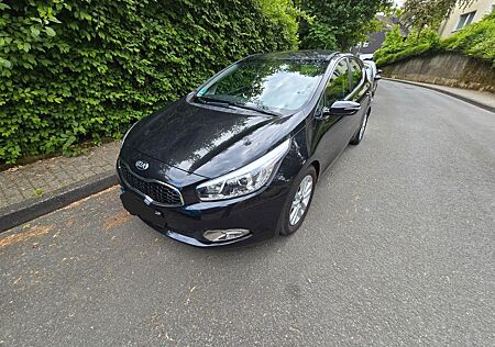 Kia Cee'd / Ceed 1.6 GDI Spirit Direktschaltgetr...