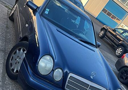 Mercedes-Benz E 220 CDI ELEGANCE Tausch