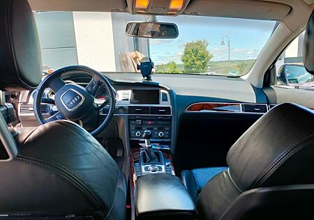 Audi A6 2.4 Avant -