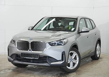 BMW iX1 xDrive30 SpurAss 360° Navi ParkAss RFK PDC